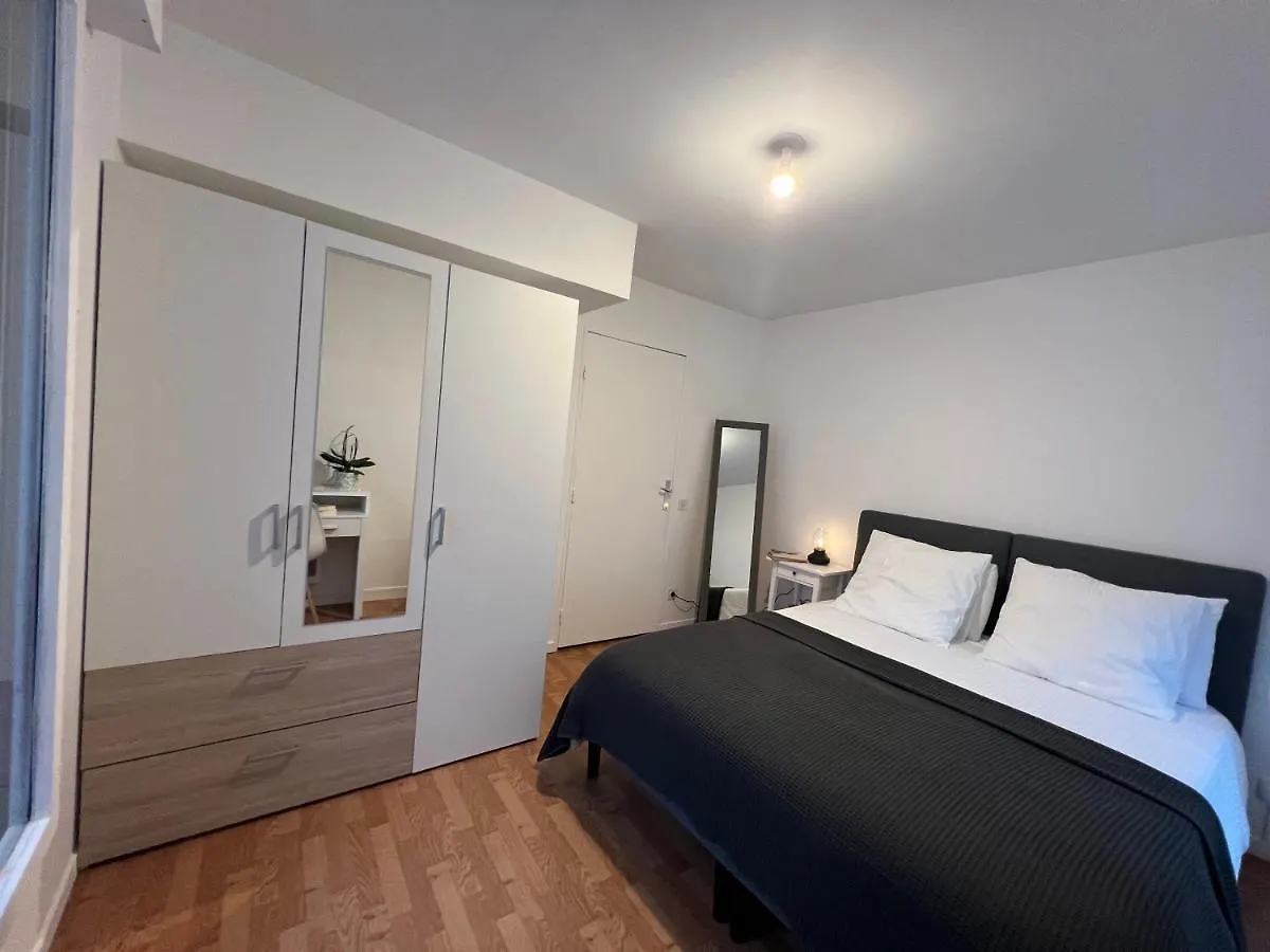 Entire Apartment With Terrace location